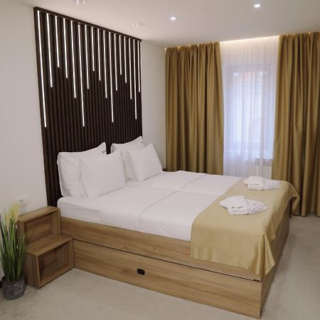 Sax-Win Hotel Pozega Luaran gambar