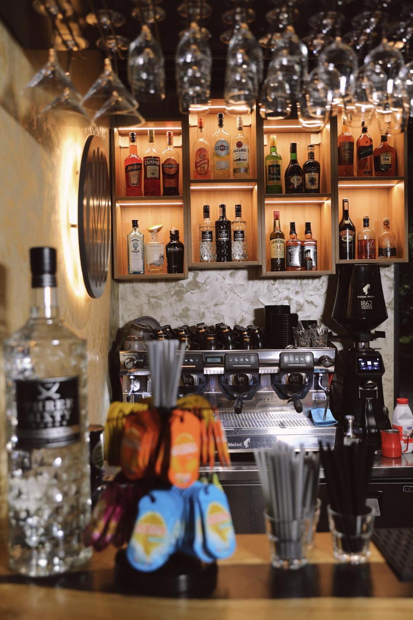 Sax-Win Hotel Pozega Luaran gambar