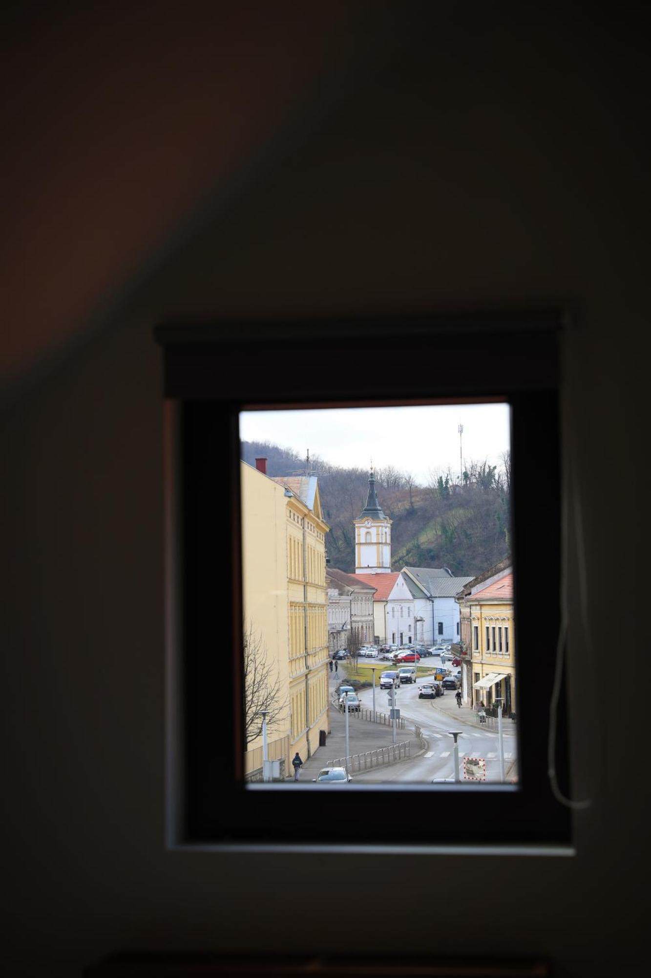 Sax-Win Hotel Pozega Luaran gambar