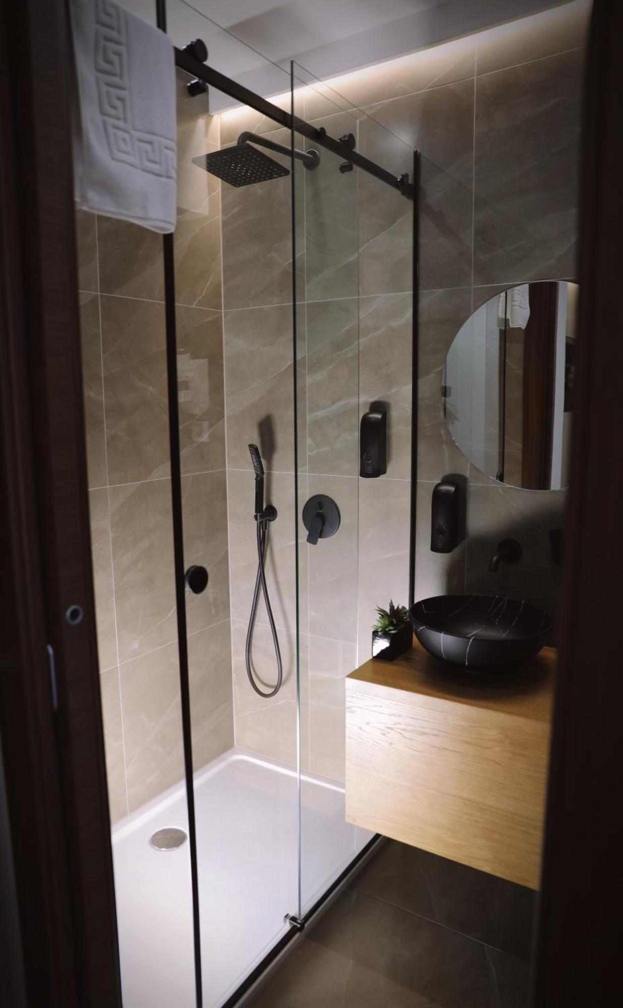 Sax-Win Hotel Pozega Luaran gambar