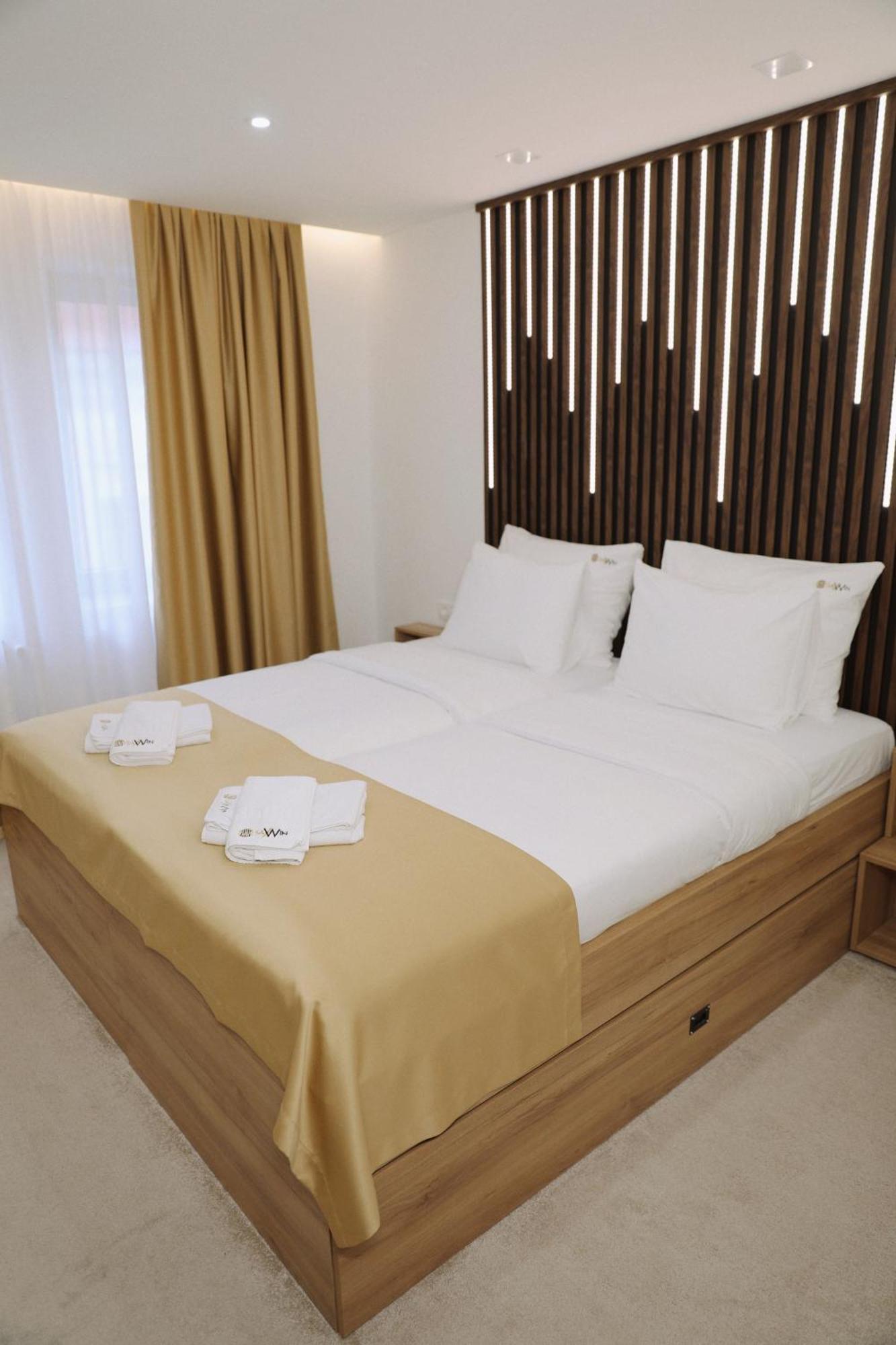 Sax-Win Hotel Pozega Luaran gambar